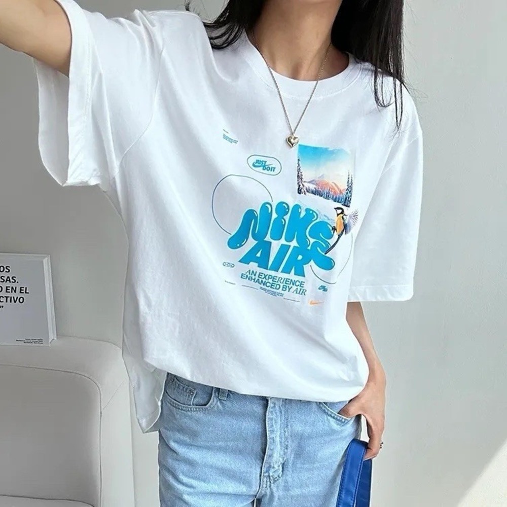 The Nike Tee Bubble Letter T-shirt Size Large White  Swoosh Graphics Unisex